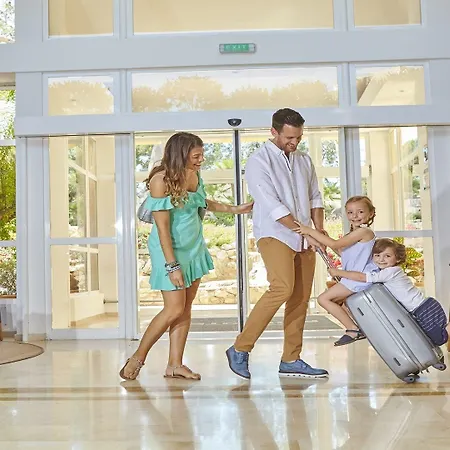 公寓式酒店 Prinsotel La Pineda 4*