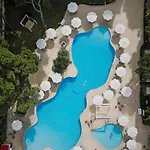 Prinsotel La Pineda Aparthotel