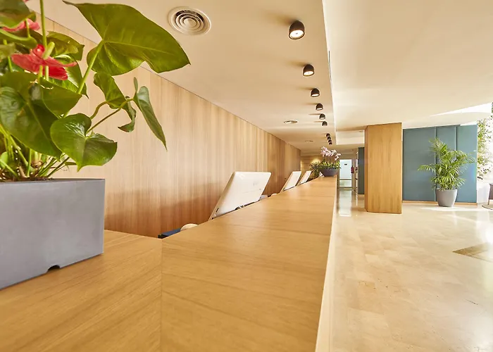 Hotel apartamentowy Prinsotel La Pineda 4*