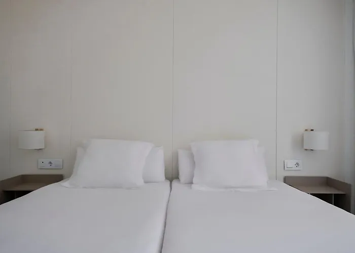 Aparthotel Prinsotel La Pineda 4*